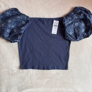 NWT AE Crop Floral Puffer Top